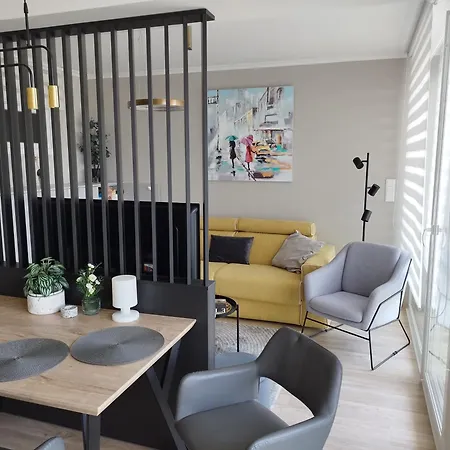 Silver Harmony Apartment *